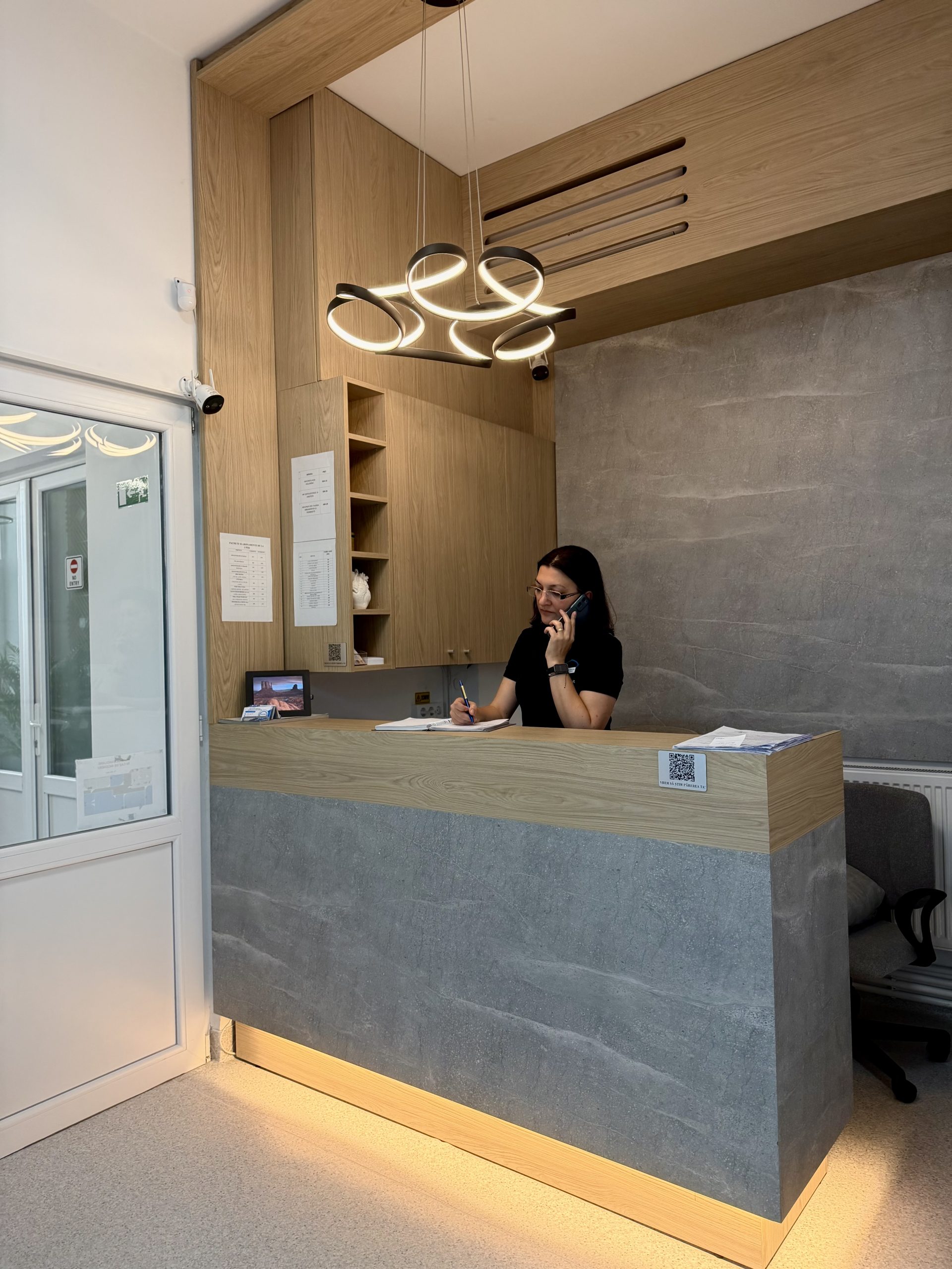 Recepția clinicii FizioLAB Ploiești